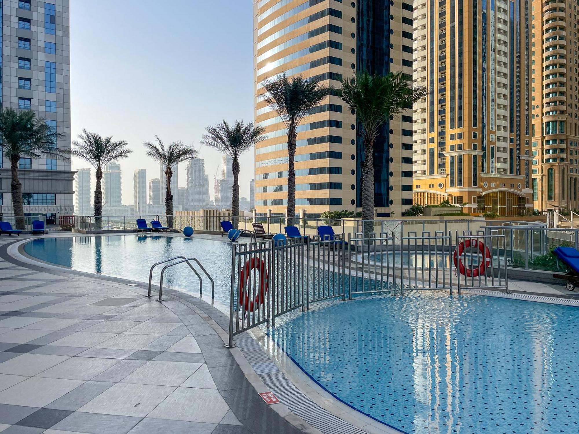 Torch 77 - By Saffron House Hostel Dubai Buitenkant foto